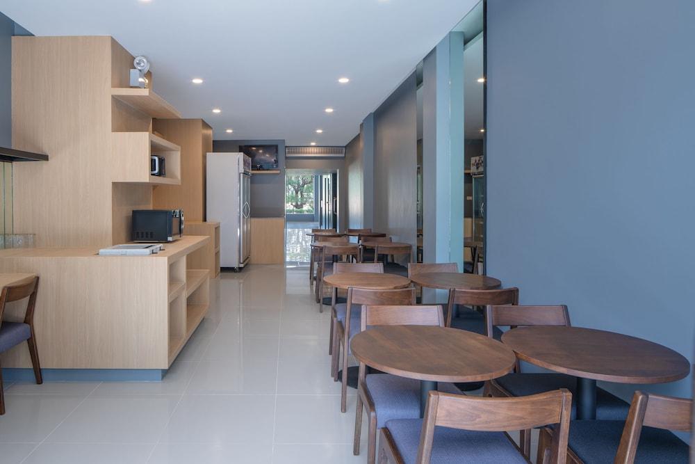 Nora Lakeview Chaweng Beach Buitenkant foto